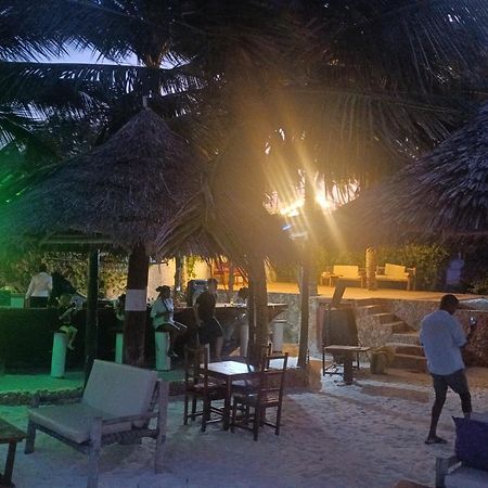 Swahili Palace Zanzibar Pwani Mchangani Exteriör bild