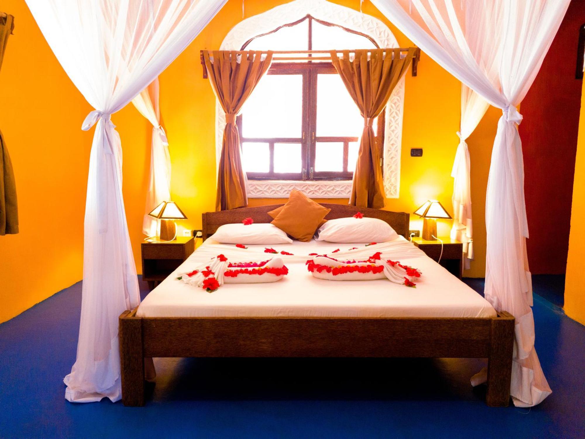 Swahili Palace Zanzibar Pwani Mchangani Exteriör bild