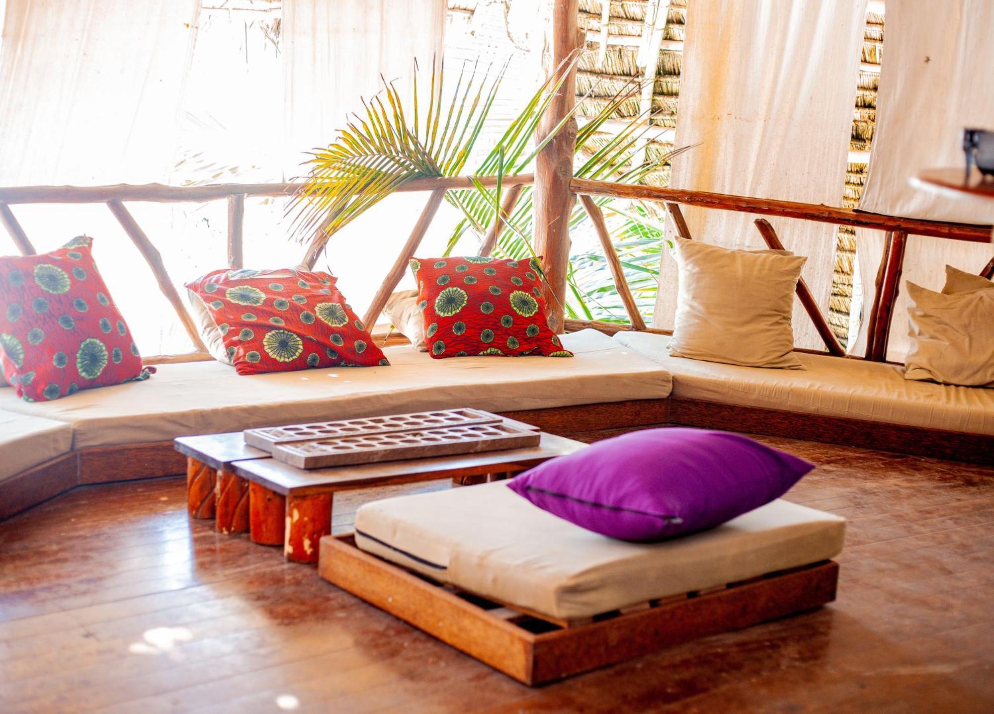 Swahili Palace Zanzibar Pwani Mchangani Exteriör bild